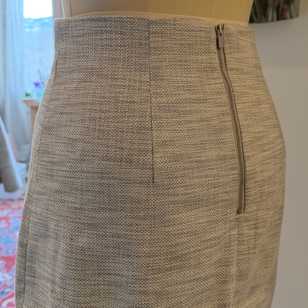 Banana Republic Light Gray Pencil Skirt